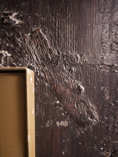 MEZUZAH OF BRONZE <br /> SIERADZ <br /> UL. RYNEK 4