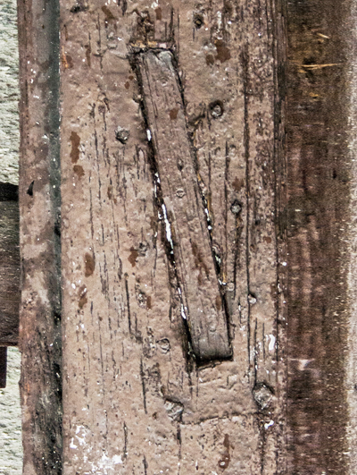 MEZUZAH OF BRONZE <br /> SOKOŁÓW PODLASKI <br /> UL. WILCZYŃSKIEGO 4