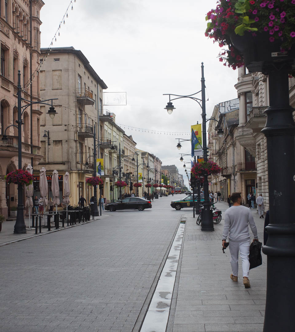 PIOTRKOWSKA 16 013 kopia