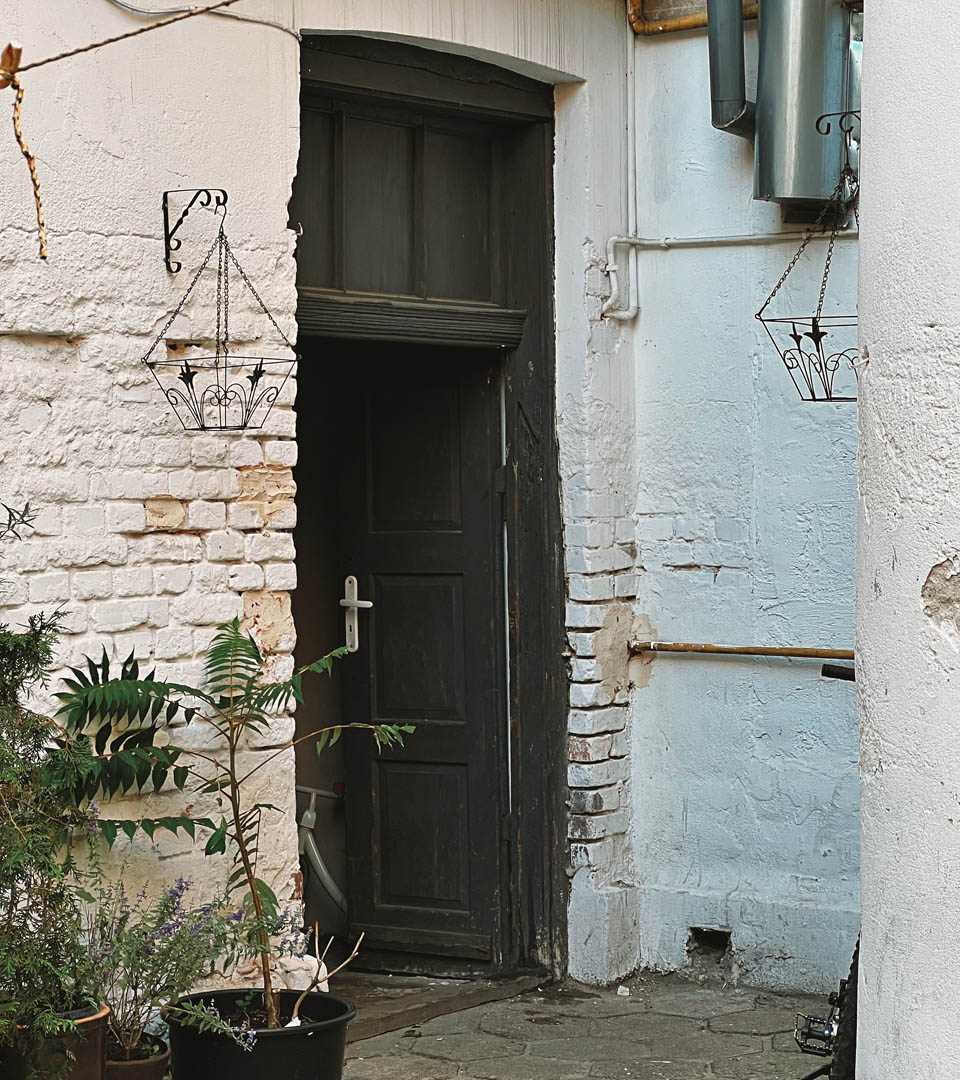 Located in the historic region of Masovia, Skierniewice dates back to the medieval period. It prospered as a local trade center with annual fairs and engaged in domestic and international trade. In the 17th and 18th centuries it hosted the residence of the Primates of Poland, and was home of leading Polish Enlightenment poet Ignacy Krasicki.