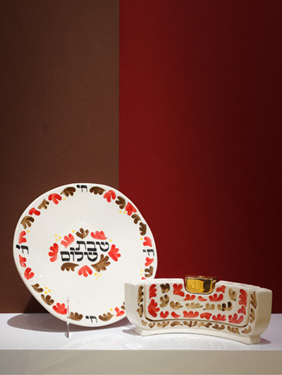Shabbat Shalom plate 2 + </BR> Menorah / Jewish Set 2026